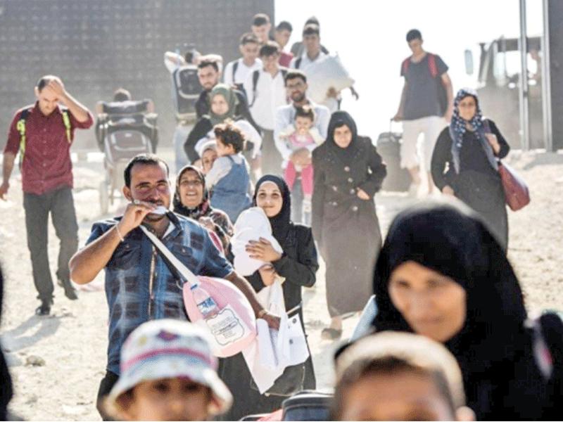  لاجئون سوريون