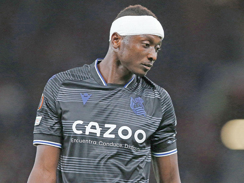  المهاجم النيجيري لريال سوسييداد صادق عمر