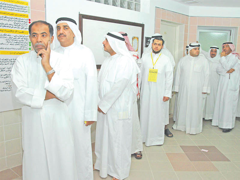 صورة أرشيفية لانتخابات إحدى الجمعيات التعاونية