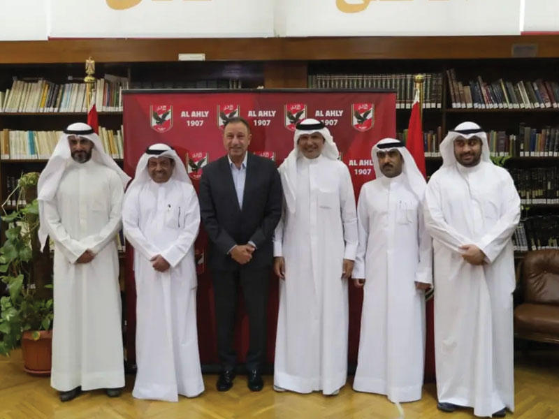 الخطيب يستقبل وفد الاتحاد الكويتي لكرة القدم