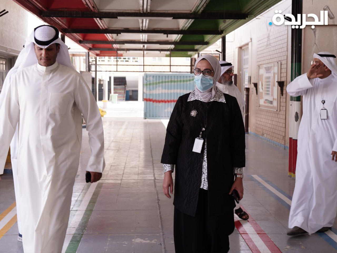 جانب من الزيارات التفقدية لمدارس منطقة الأحمدي التعليمية