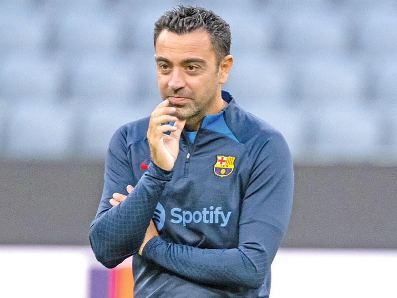 مدرب برشلونة تشافي هيرنانديز