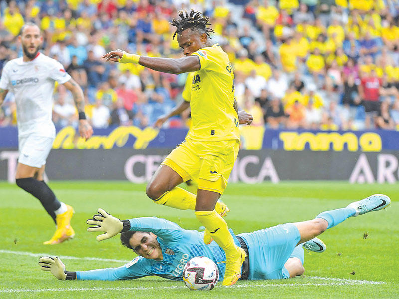 جانب من مباراة فياريال وإشبيلية