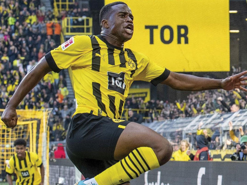 اللاعب يوسوفا موكوكو