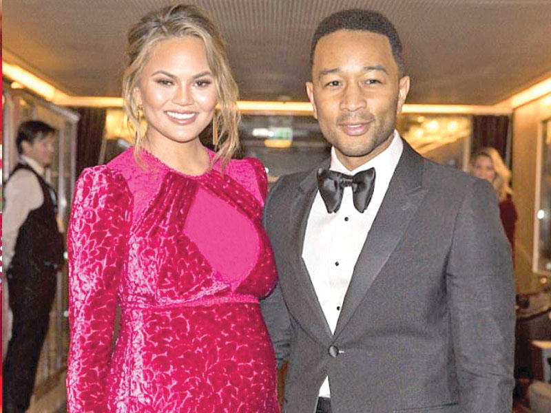 عارضة الأزياء كريسي تيغن والمغني جون ليجند