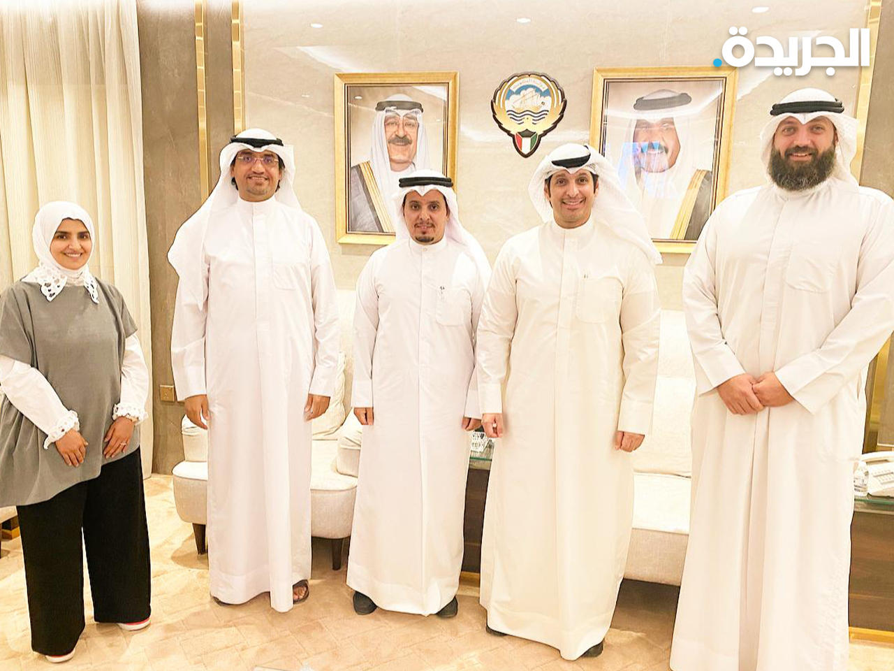 وزير الإعلام مستقبلاً وفد جمعية النزاهة الوطنية