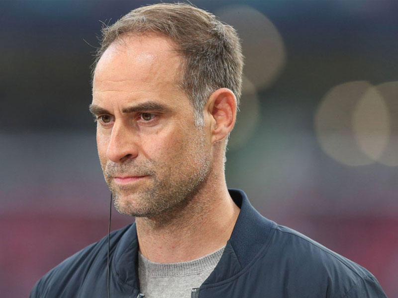 المدير الإداري لنادي لايبزج أوليفر مينتزلاف 