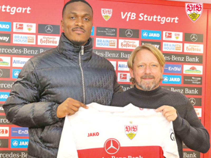 زاغادو بعد توقيع العقد