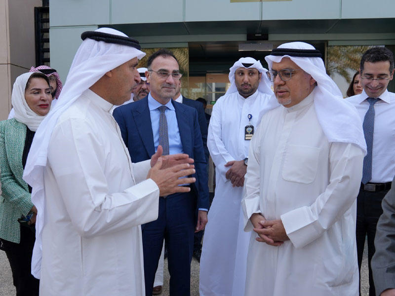 الصقر خلال استقباله وزير الصحة والوفد المرافق له