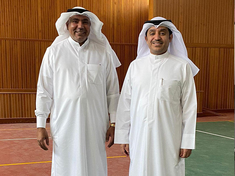 الحويلة والعتيبي خلال تفقدهما المدارس