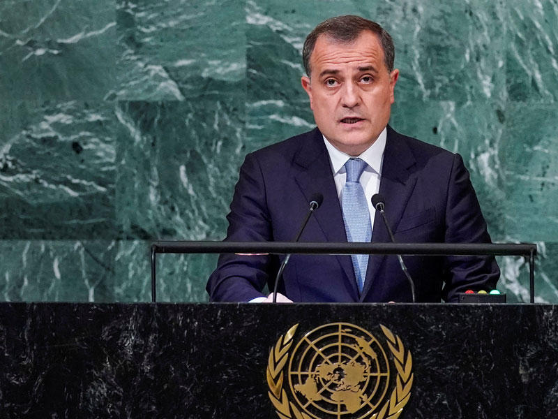  وزير خارجية أذربيجان جيهون بيراموف