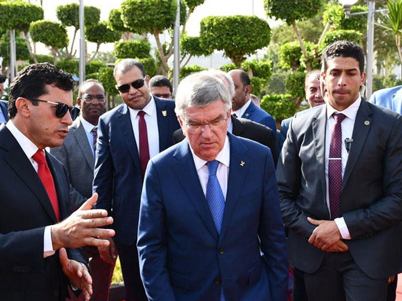 توماس باخرئيس الأولمبية الدولية والوزير أشرف صبحي 