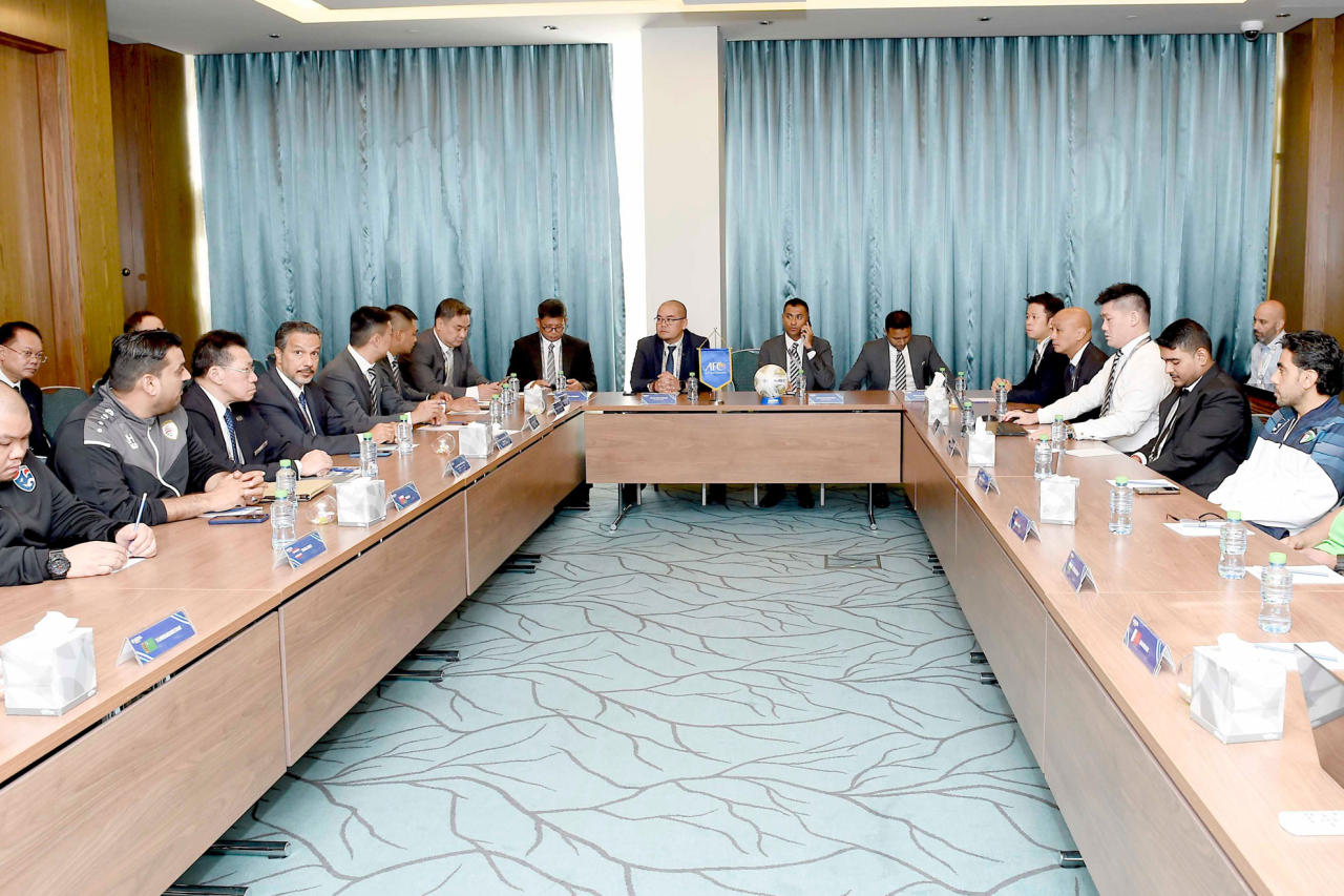 جانب من الاجتماع الفني لمديري الفرق