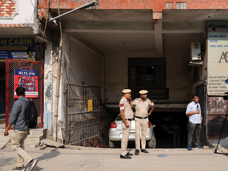  السلطات الهندية