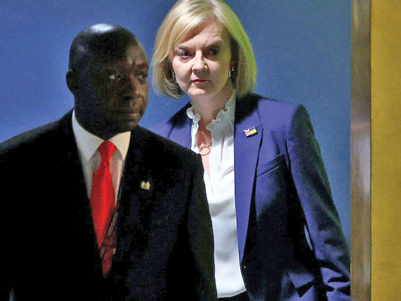 رئيسة الوزراء البريطانية ليز تراس  