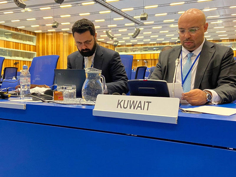 الفصام خلال مشاركته في مؤتمر وكالة الطاقة الذرية