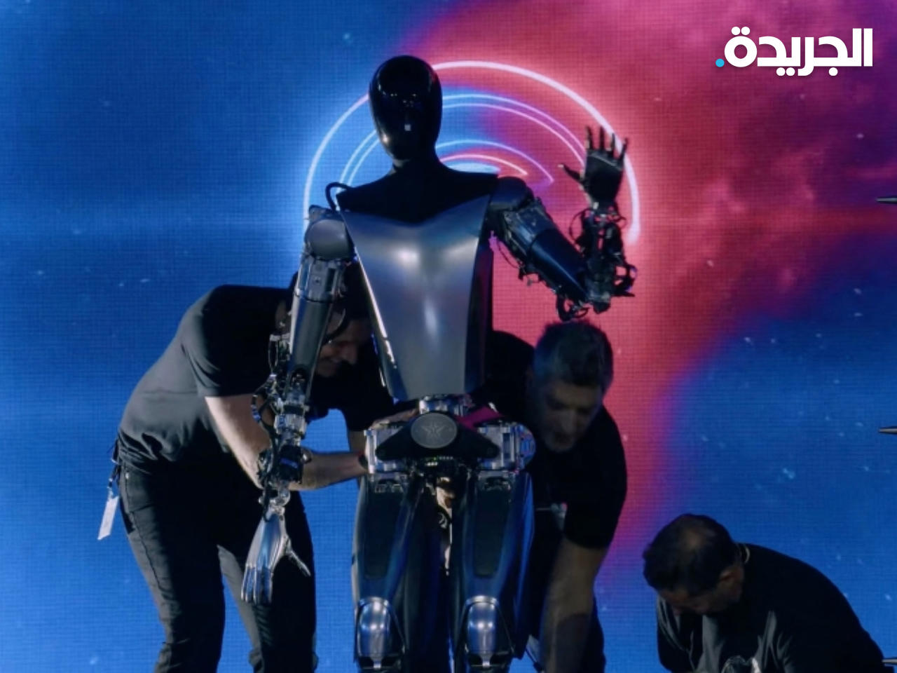 نموذج أولي لروبوت شبيه بالبشر باسم «أوبتيموس»