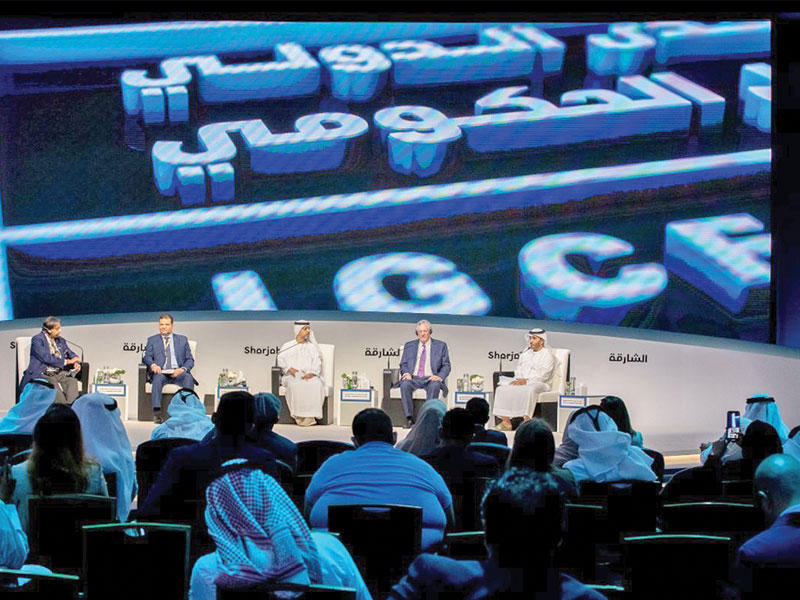 جانب من جلسات المنتدى