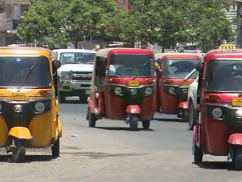 التوك توك في لبنان