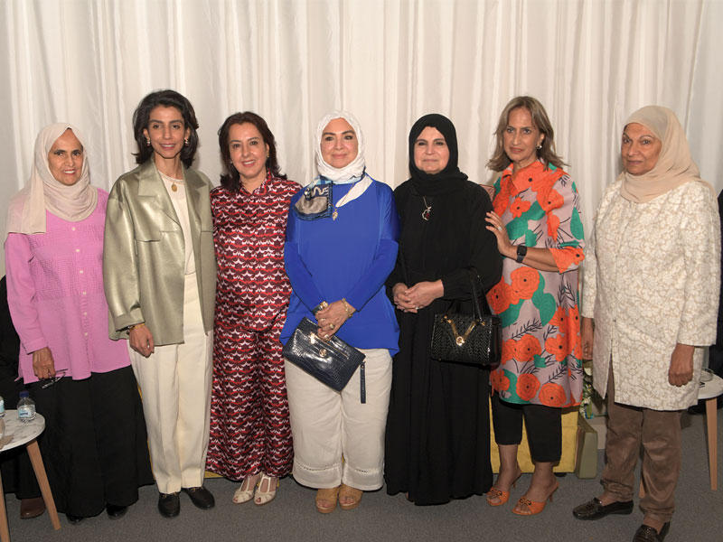 عالية الخالد وعدد من المهنئات بالفوز