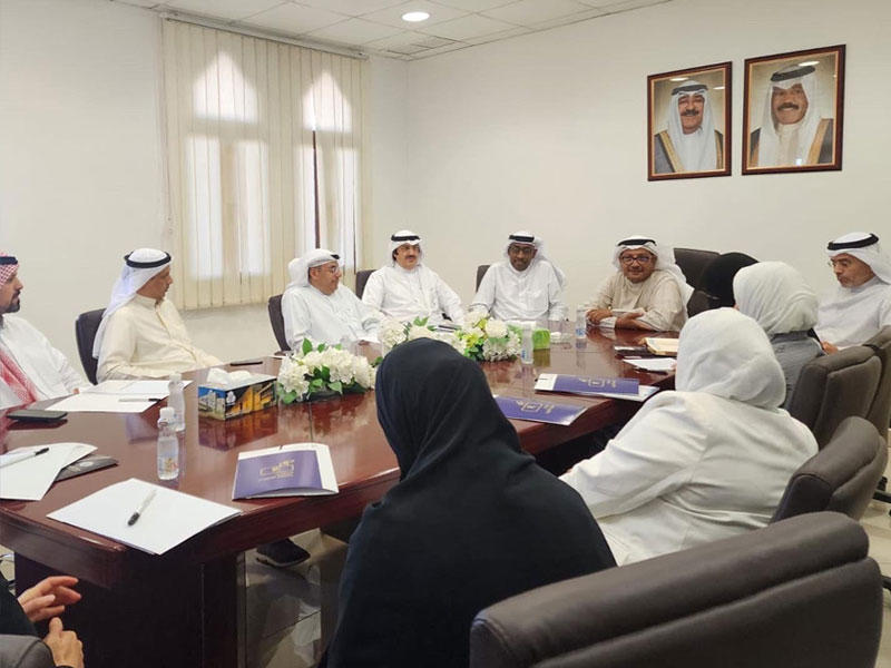 جانب من اجتماع اللجنة