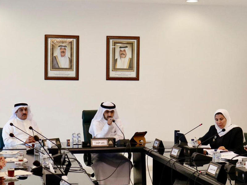 جانب من اجتماع اللجنة الفنية