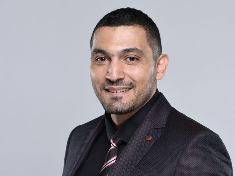  الأستاذ الدكتور في قسم هندسة الكمبيوتر ونظم المعلومات بالجامعة إياد أبودوش