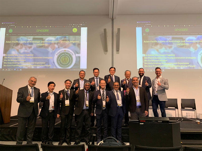 رئيس الرابطة الكويتية لجراحة المسالك البولية د. دليم الهاجري مشاركاً في مؤتمر المسالك البولية بسيدني