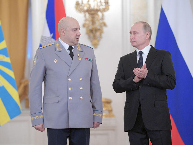 سوروفيكين مع بوتين