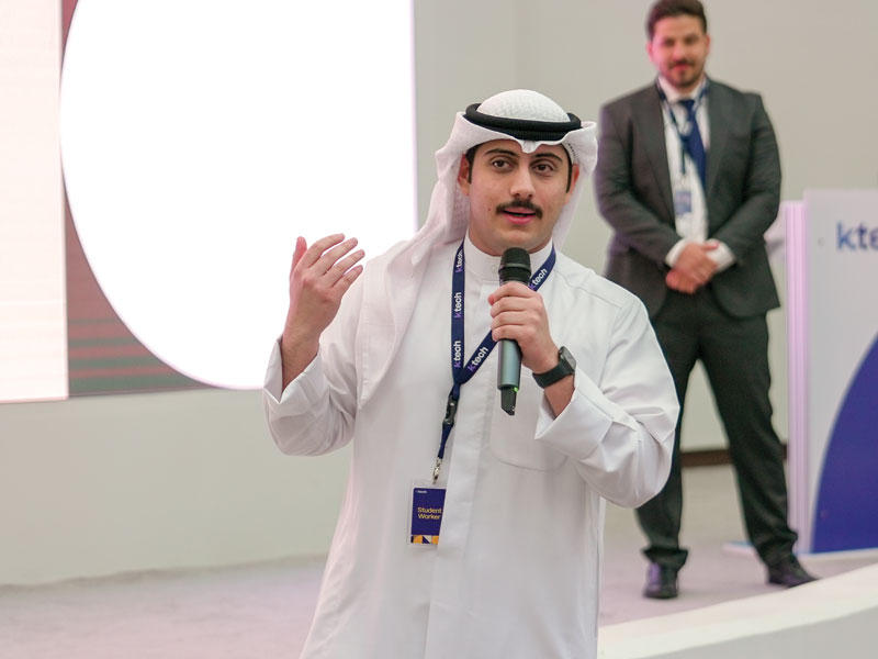 خلال اللقاء التنويري