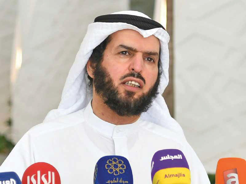 النائب عادل الدمخي