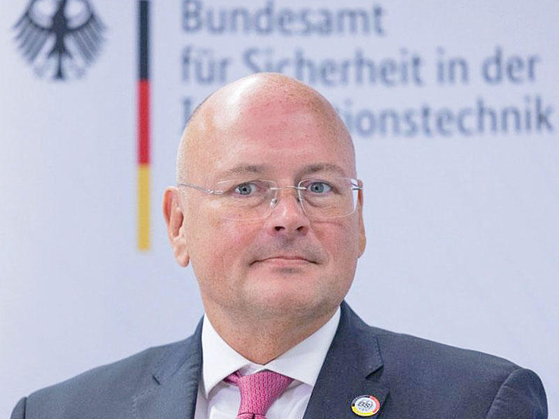 رئيس الوكالة الوطنية للأمن المعلوماتي آرني شونبوم