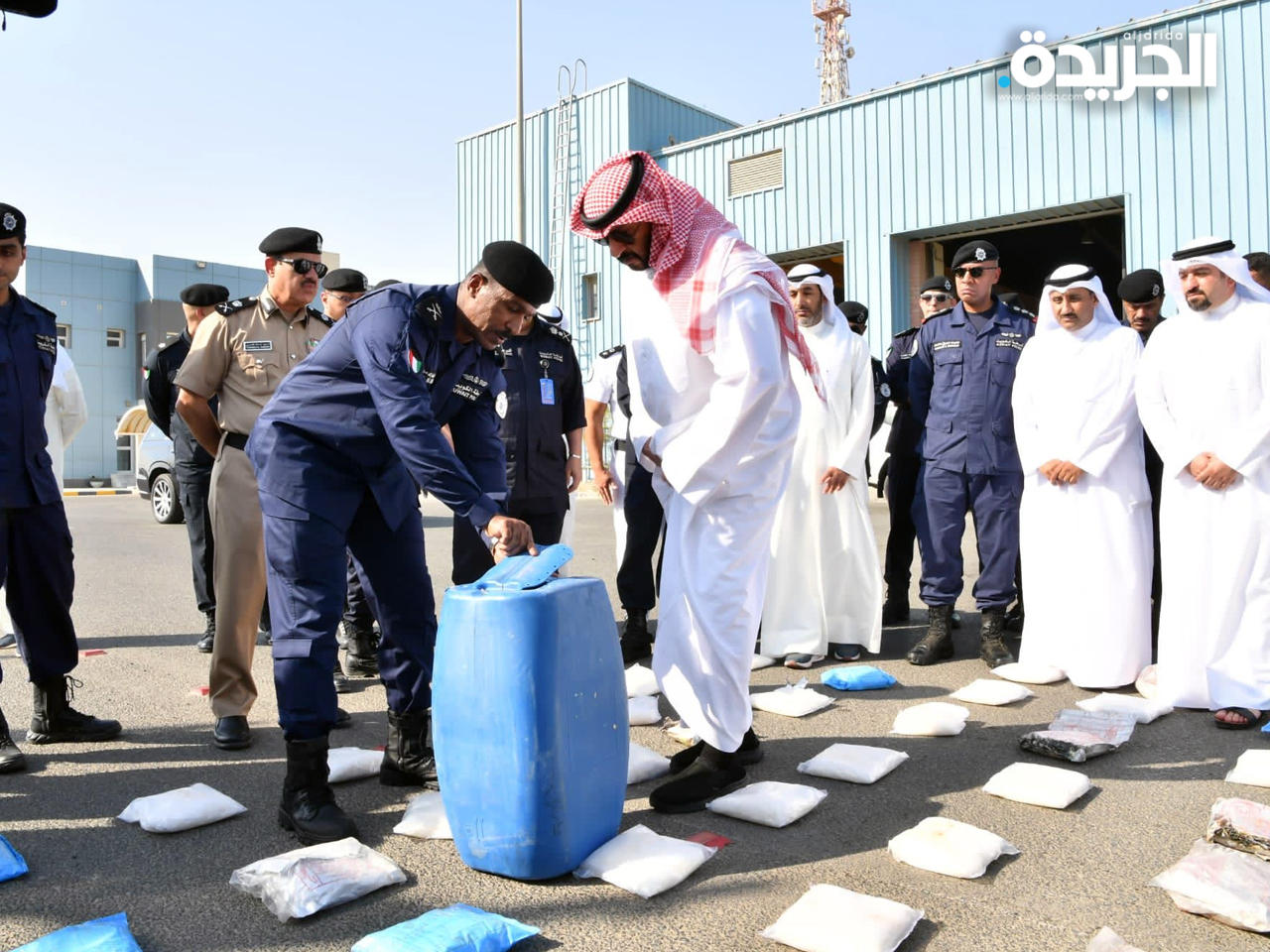 الخالد يشرف على فك احراز حوالي 90 كيلو من مادة «الشبو»
