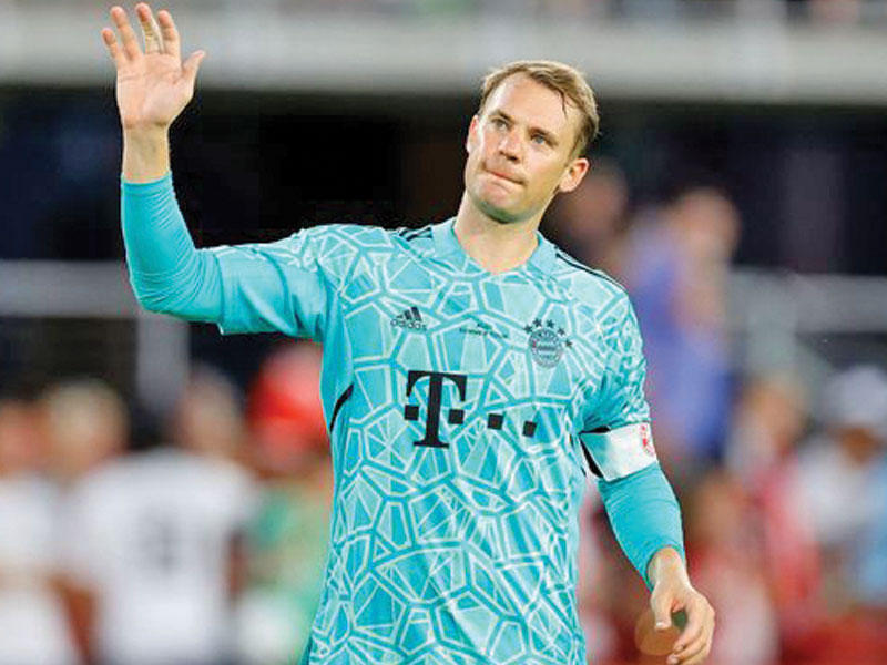 حارس المرمى مانويل نوي