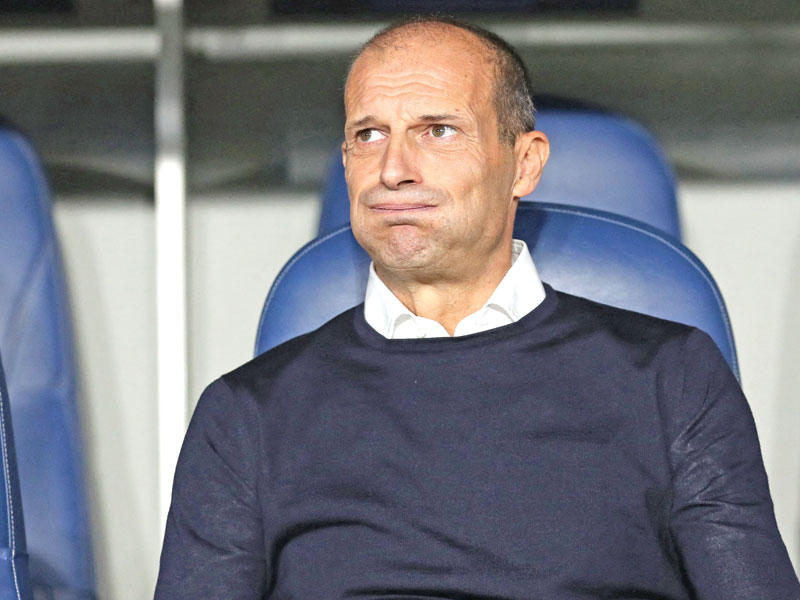 المدير الفني ماسيميليانو أليغري 