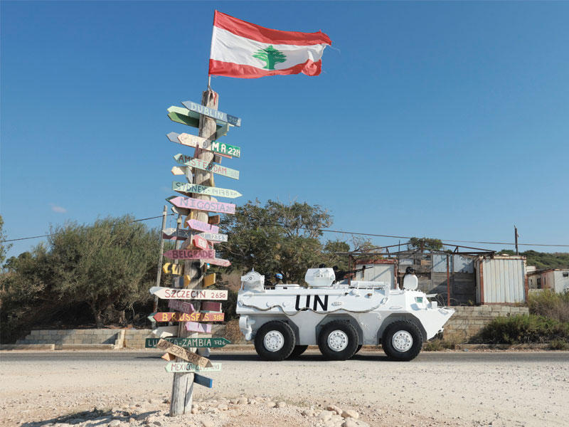 آلية لليونيفيل في الناقورة (رويترز)