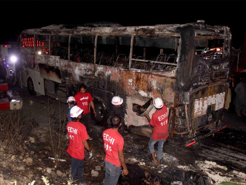 حافلة الركاب بعد الحادث