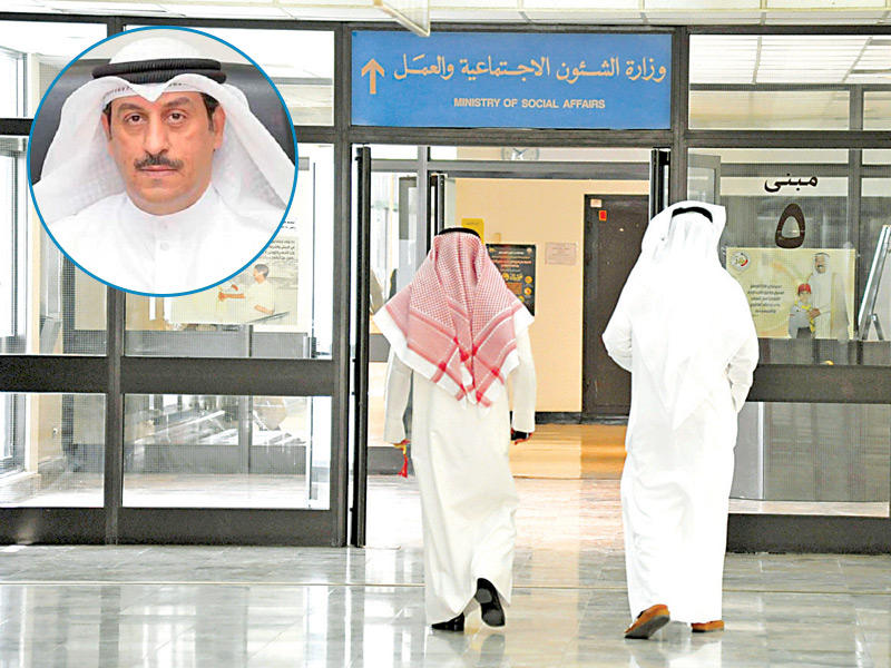  الوكيل المساعد لشؤون قطاع التخطيط والتطوير الإداري بوزارة الشؤون الاجتماعية عبدالعزيز ساري