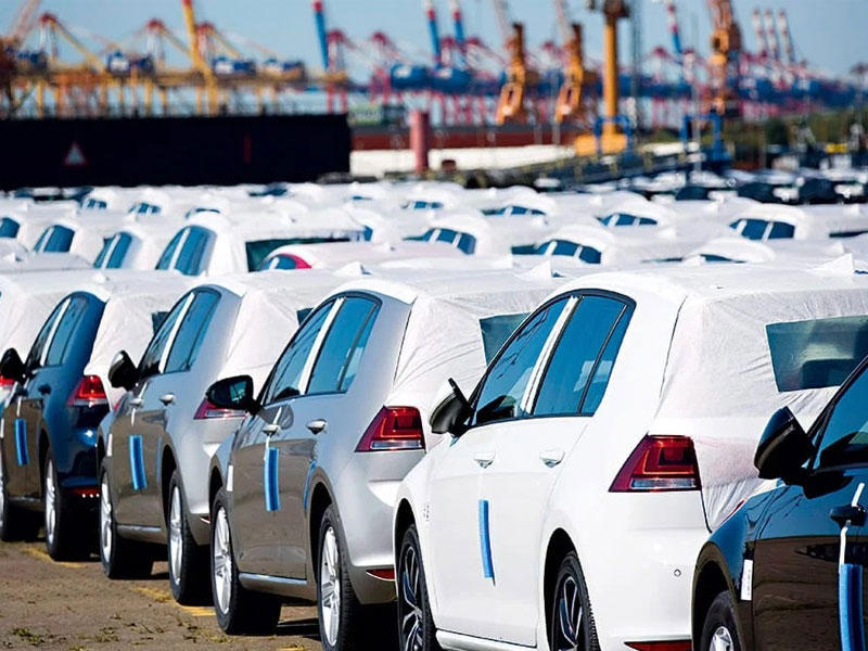 ترحيب بقرار إعفاء سيارات المغتربين من الجمارك
