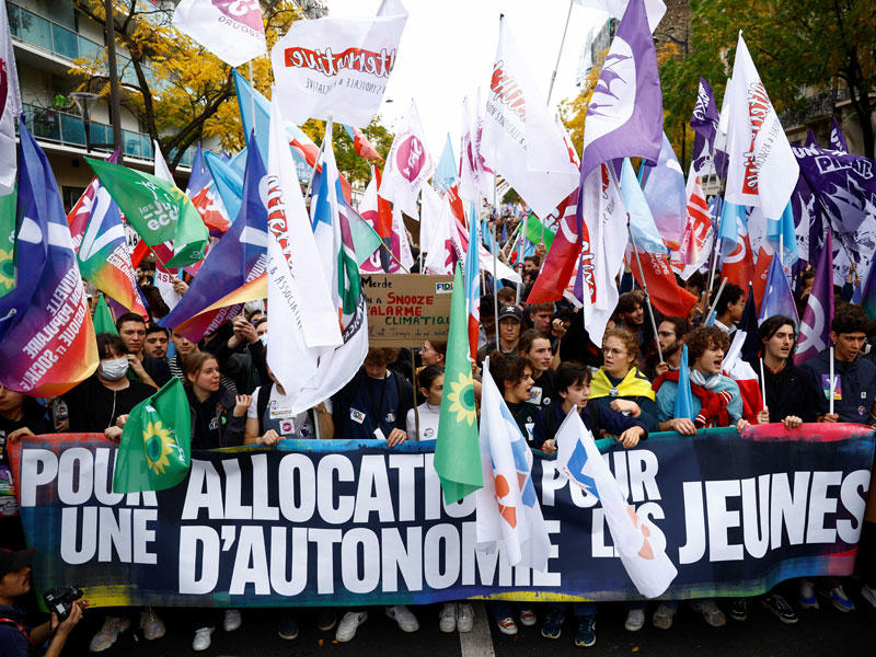 مظاهرة دعا إليها اليسار المعارض للرئيس إيمانويل ماكرون ضد غلاء المعيشة