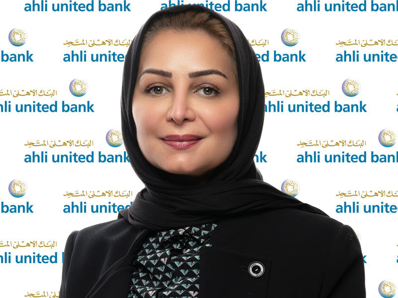 رئيسة إدارة الاتصال المؤسسي في «الأهلي المتحد» فاتن التميمي