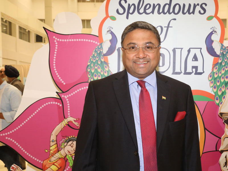  السفير الهندي لدى البلاد سيبي جورج