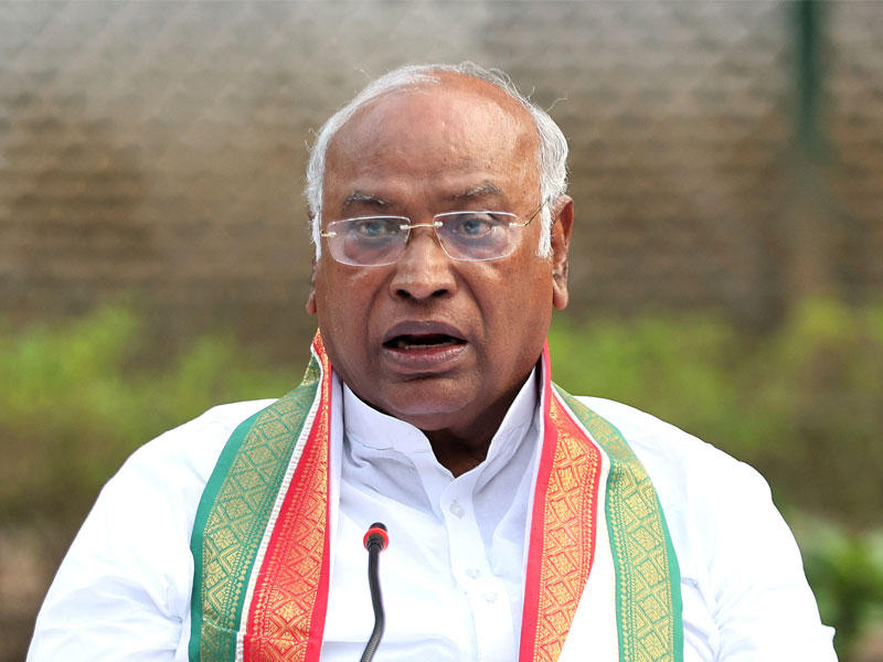 الوزير السابق ماليكارجون خارجي رئيسا للحزب المؤتمر الهندي