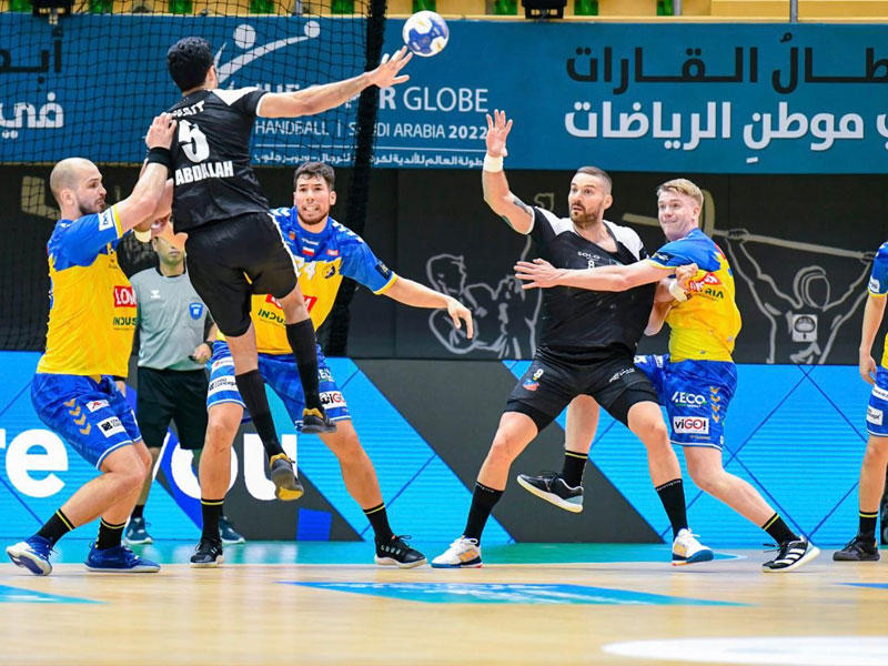 جانب من مباراة الكويت وكيلسي البولندي