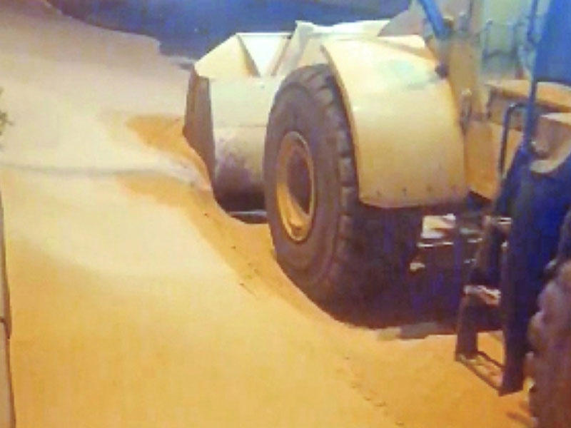 إزالة السافي من طريق أم صفق