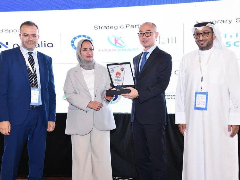 خلال تسلم جائزة أفضل ضمان