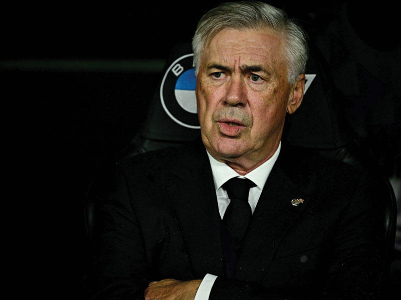  المدير الفني كارلو أنشيلوتي